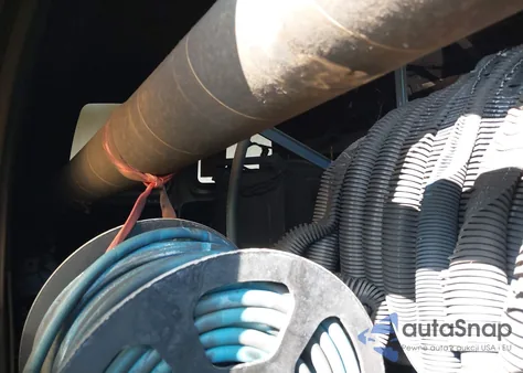 2008 Chevrolet Express Work Van z USA, uszkodzony, nr VIN 1GCHG35K381141645